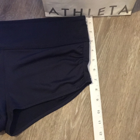 New ATHLETA Workout Athletic Running Biker Shorts Swim Vacation or Daily Wear - Picture 6 of 8
